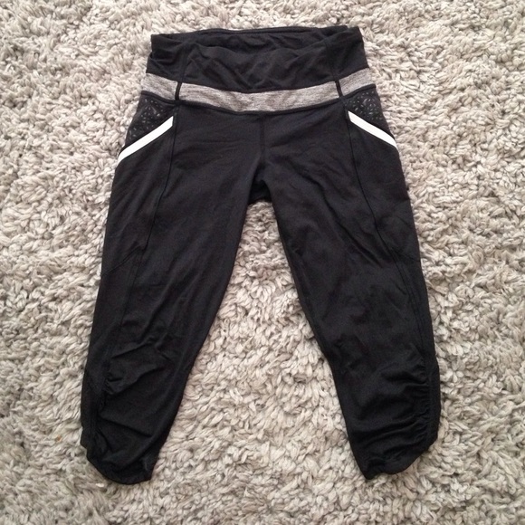 lululemon cropped pants