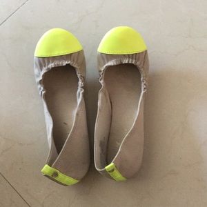Tan with neon yellow flats