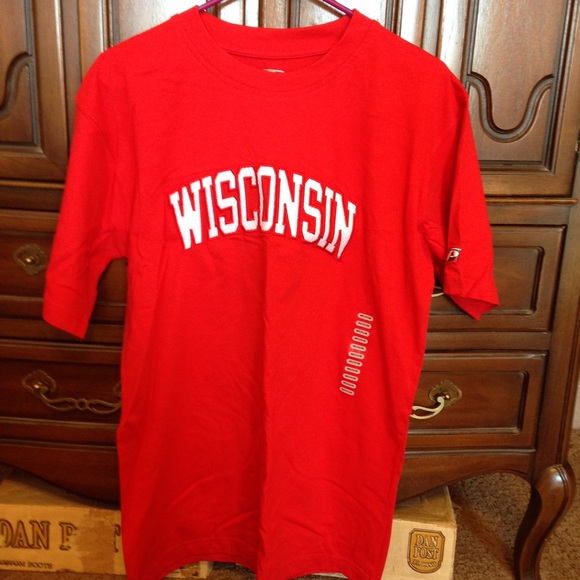 Wisconsin Badgers tshirt