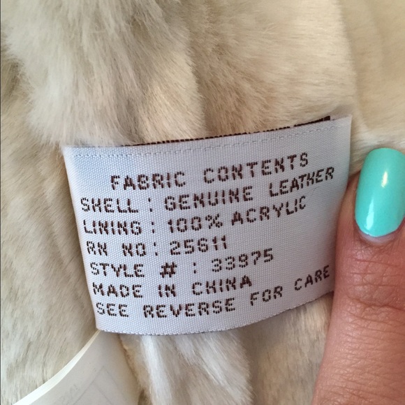 Hooded Leather jacket 💛 - Picture 3 of 4