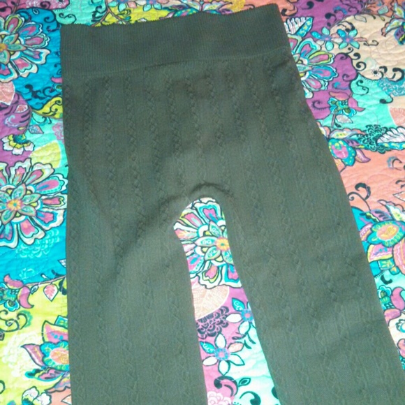 Olive green leggings