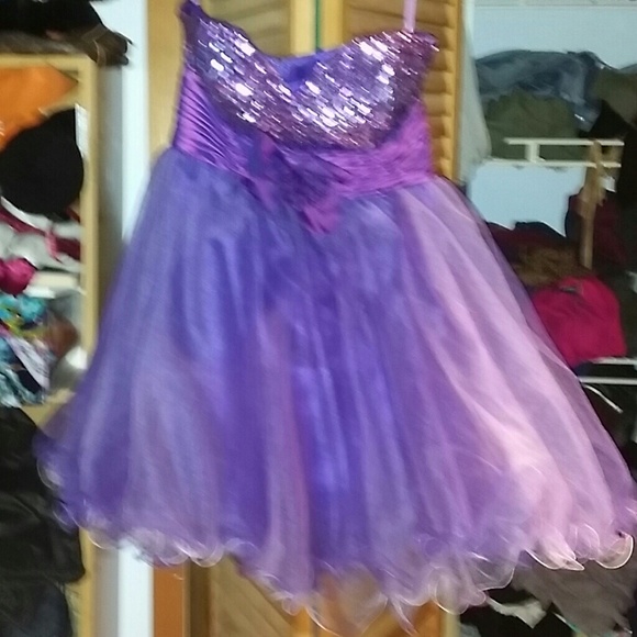 Prom Dress - Picture 4 of 4