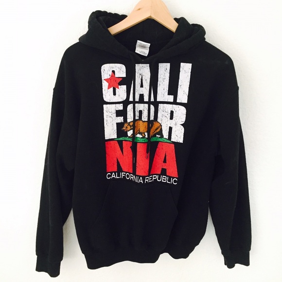 California Republic print sweatshirt.
