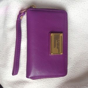 MARC by Marc Jacobs "classic q wingman"