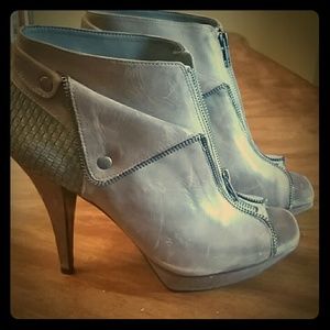Gianni Bini stone colored booties