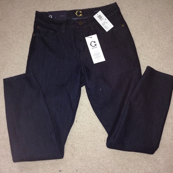 C Wonder; NWT "four way stretch" denim Jean