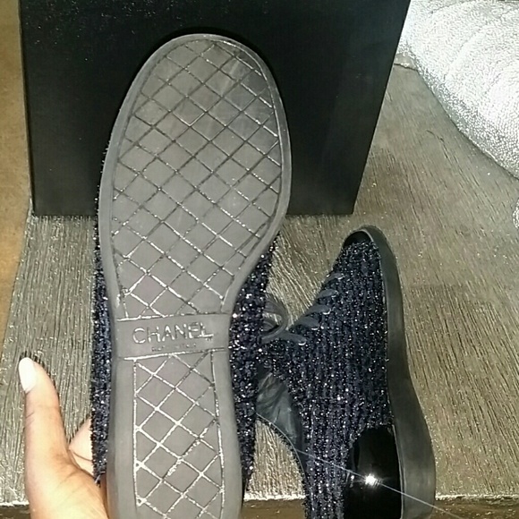 Shoes - Picture 4 of 4