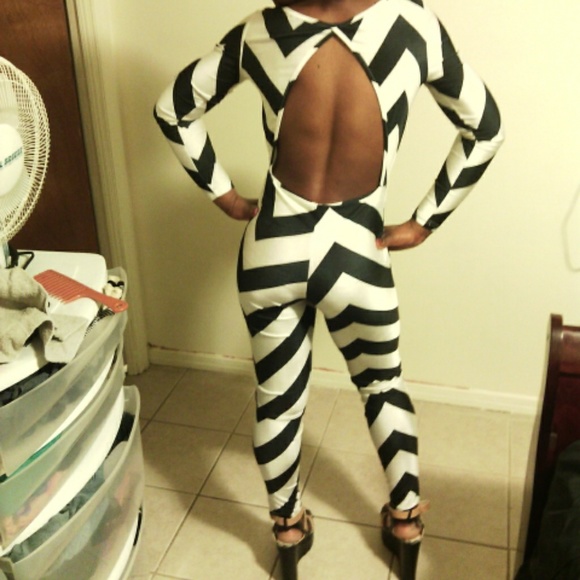 Rump suit and romper - Picture 2 of 3