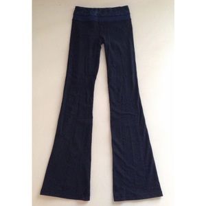 Lululemon Groove Pant yoga pants