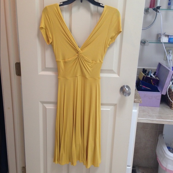 🎉HP🎉 BCBG dress NWT size XS - Picture 2 of 4