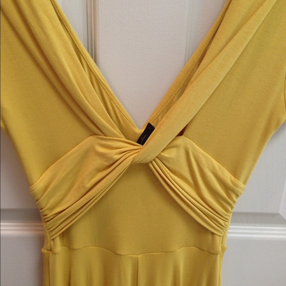 🎉HP🎉 BCBG dress NWT size XS - Picture 3 of 4
