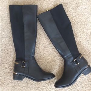 ‼️SOLD‼️ on different app Steve Madden boots