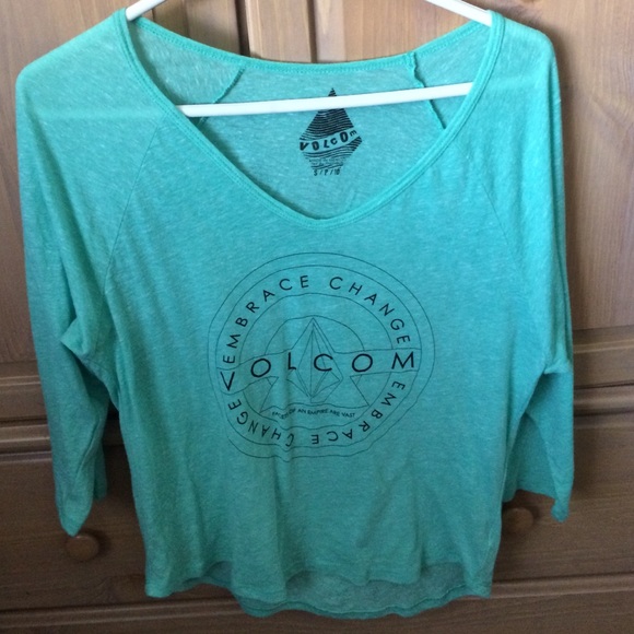 Womens volcom shirt