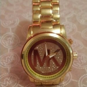 Mk watch