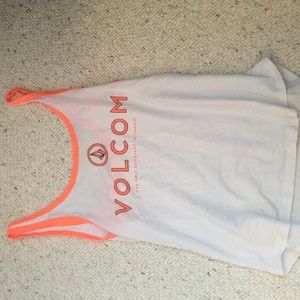 Volcom shirt never worn