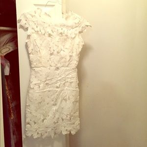 Cute white backless lace dress NWOT