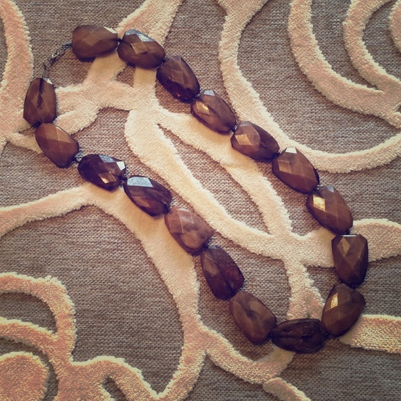 Banana Republic brown stone like long necklace - Picture 1 of 3