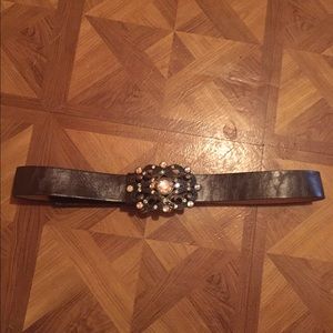 Black leather flower belt (Not genuine leather)