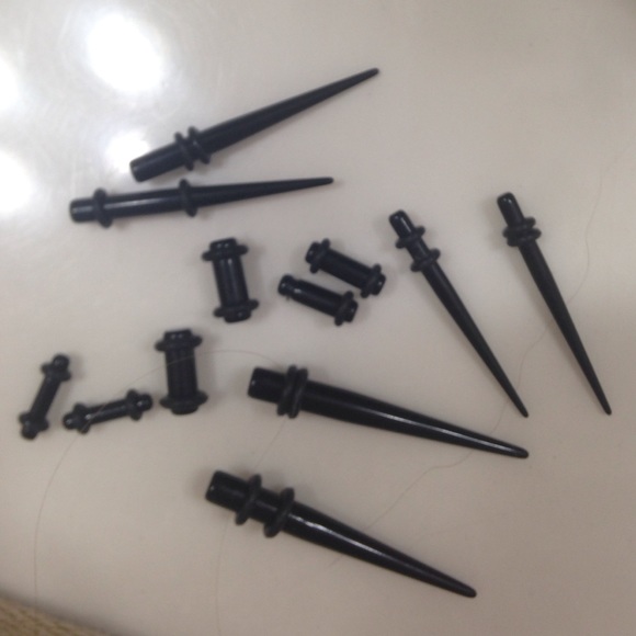 8g, 6g, 4g plugs and tapers BUNDLE