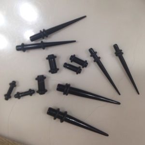 8g, 6g, 4g plugs and tapers BUNDLE