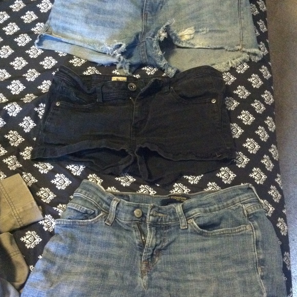 3 pairs of shorts