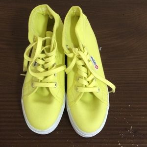 New Superga High top Shoes Size 6