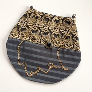 Circle Vintage Purse