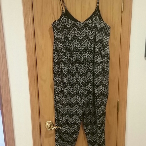 Xhilaration Pants - Jumpsuit black and white xxl