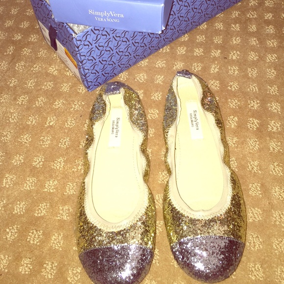 Flats - Picture 1 of 2