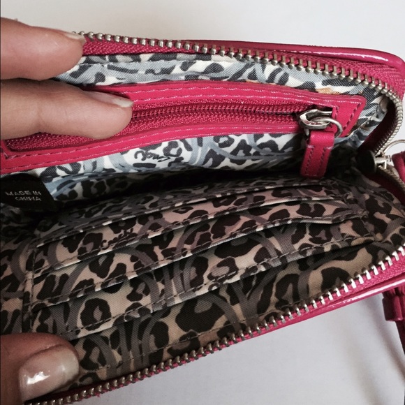 Coach wrestlet - Picture 2 of 3