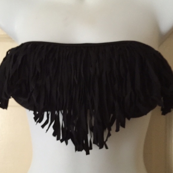 Nice two piece fringe bikini - Picture 3 of 3