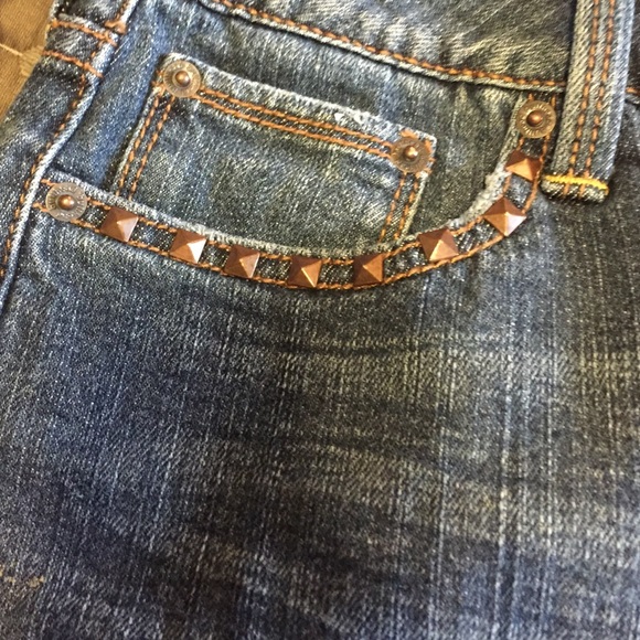 Perfect little Jean skirt - Picture 2 of 3