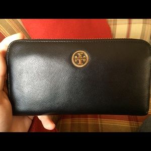 Tory Burch Continental Zip Wallet