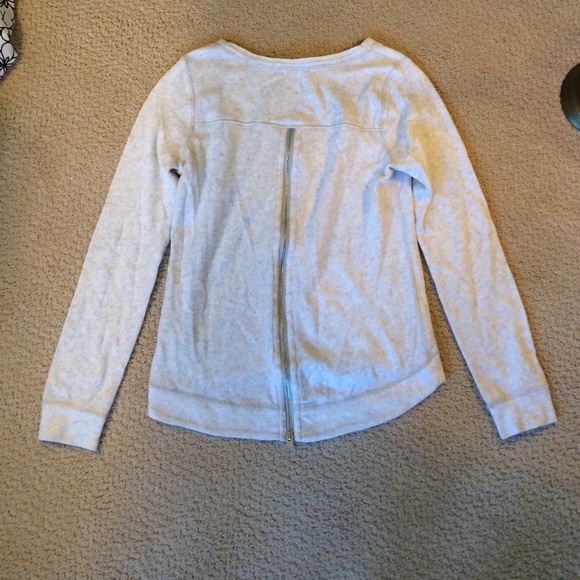 Sweater - Picture 2 of 4