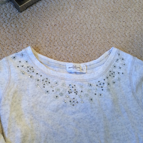 Sweater - Picture 3 of 4