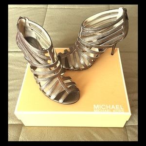 NEW - Michael Kors - Tatianna Back Zip - in Nickel