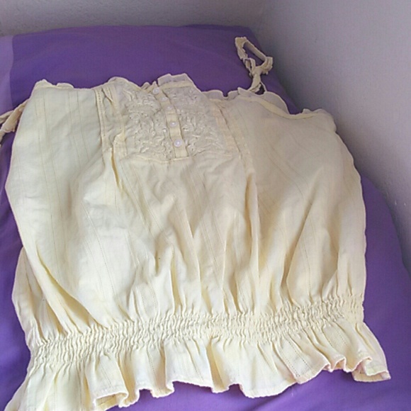 A&F yellow top