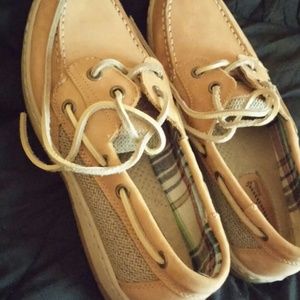 White Mountain boat shoes