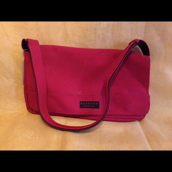 Kenneth Cole Reaction Bag