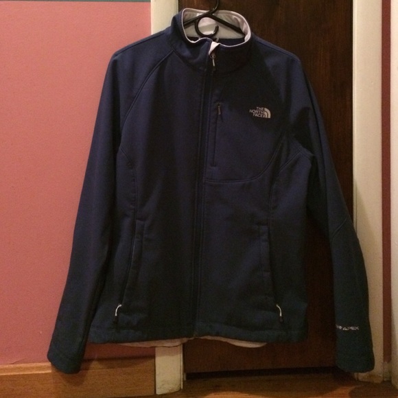 Yale blue north face jacket