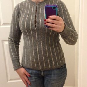 Kenneth Cole Reaction sweater