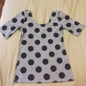 Grey top with black dots