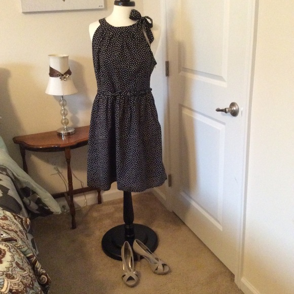 ᔕOᒪᗪ!!!🔴Black & White Polka Dot Dress🔴