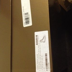 100 % authentic Gucci sneakers