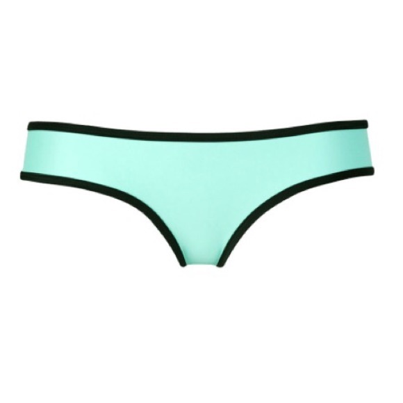 🚫SOLD🚫 TRIANGL CHLOE BIKINI SET- MIAMI MINT - Picture 3 of 4