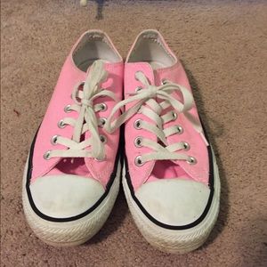 Pink converse