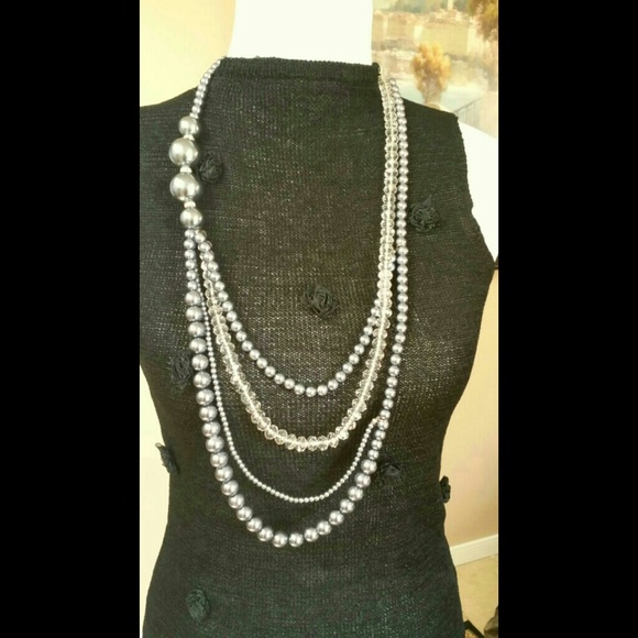 Pearls and crystals Necklace