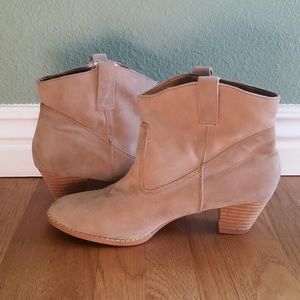 Vegan suede tan ankle booties