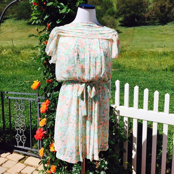 Max Studio Dresses & Skirts - Max Studio Spring Dress.