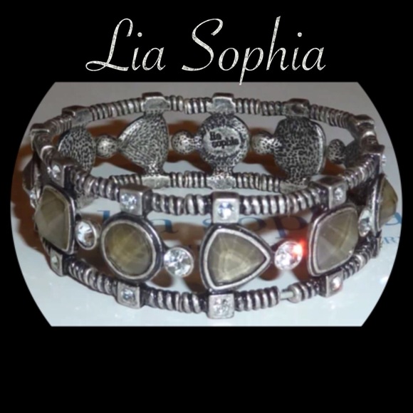 Sold! - Picture 4 of 4